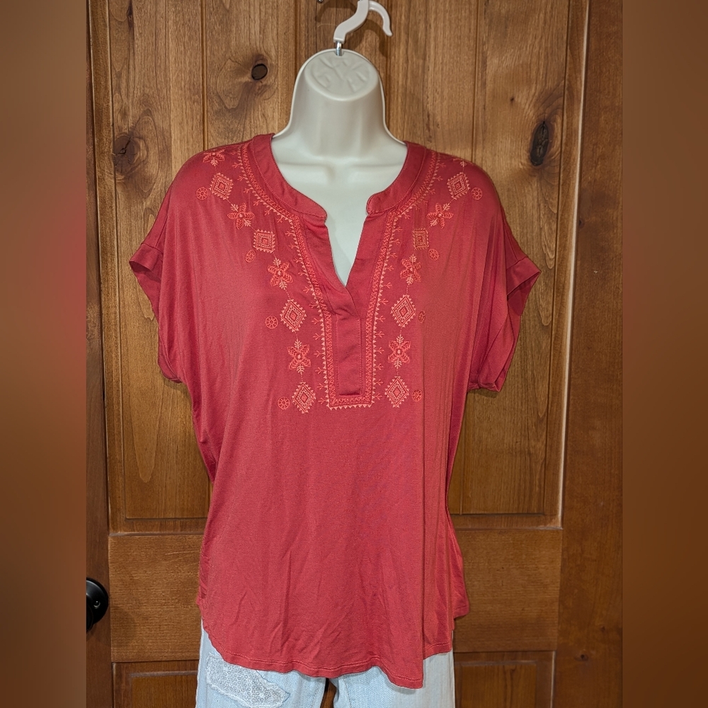 Cable &‎ Gauge Red Embroidered Blouse